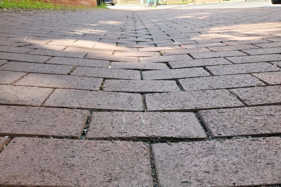 The Masonry Paving and Walkways 37 masonry paving and walkways