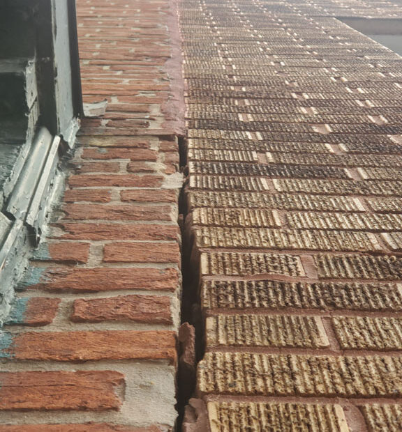 infill building broken mortar joint