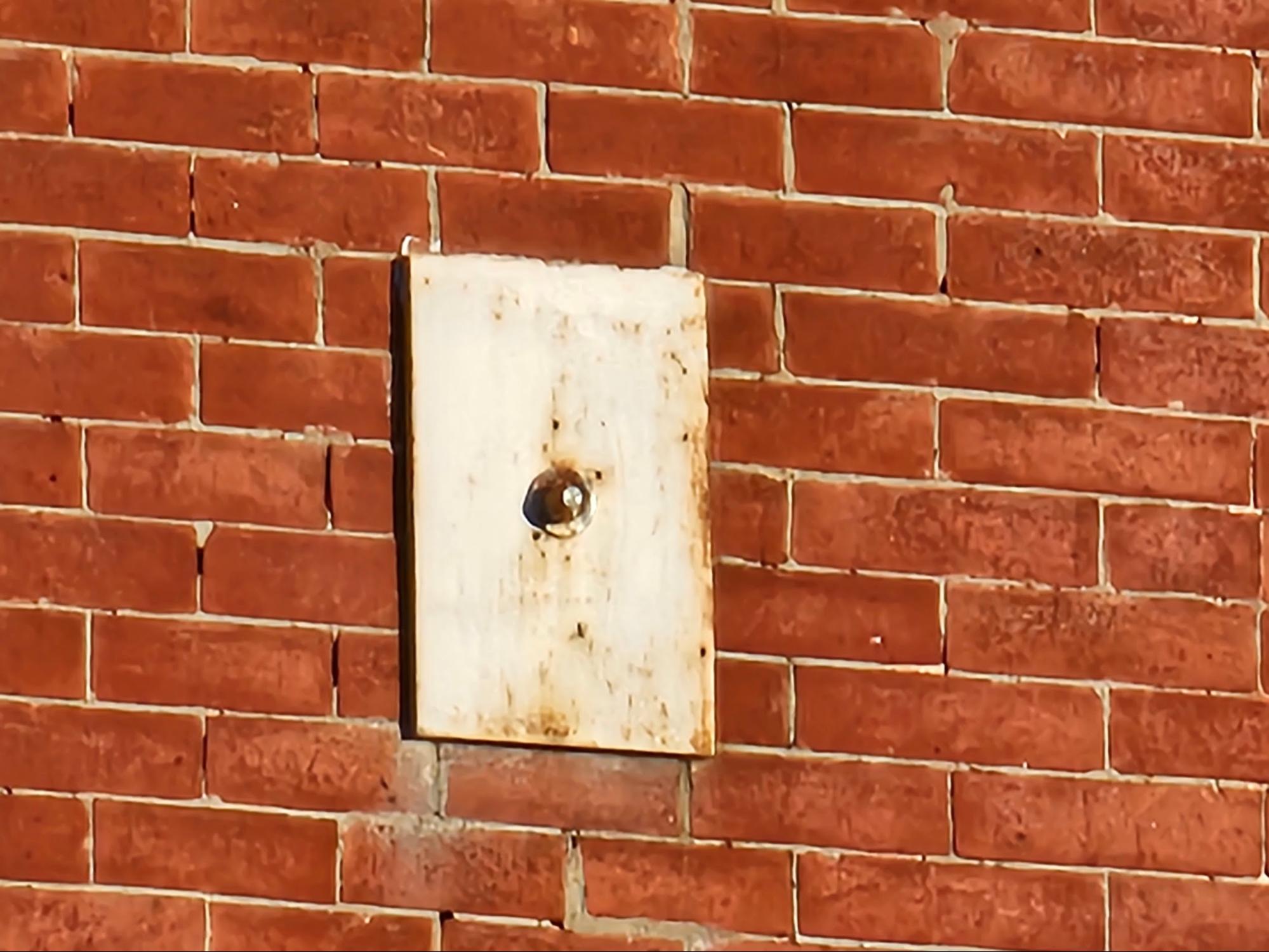 Architectural Details in Masonry Facades - Part I 6 cast iron retention plate