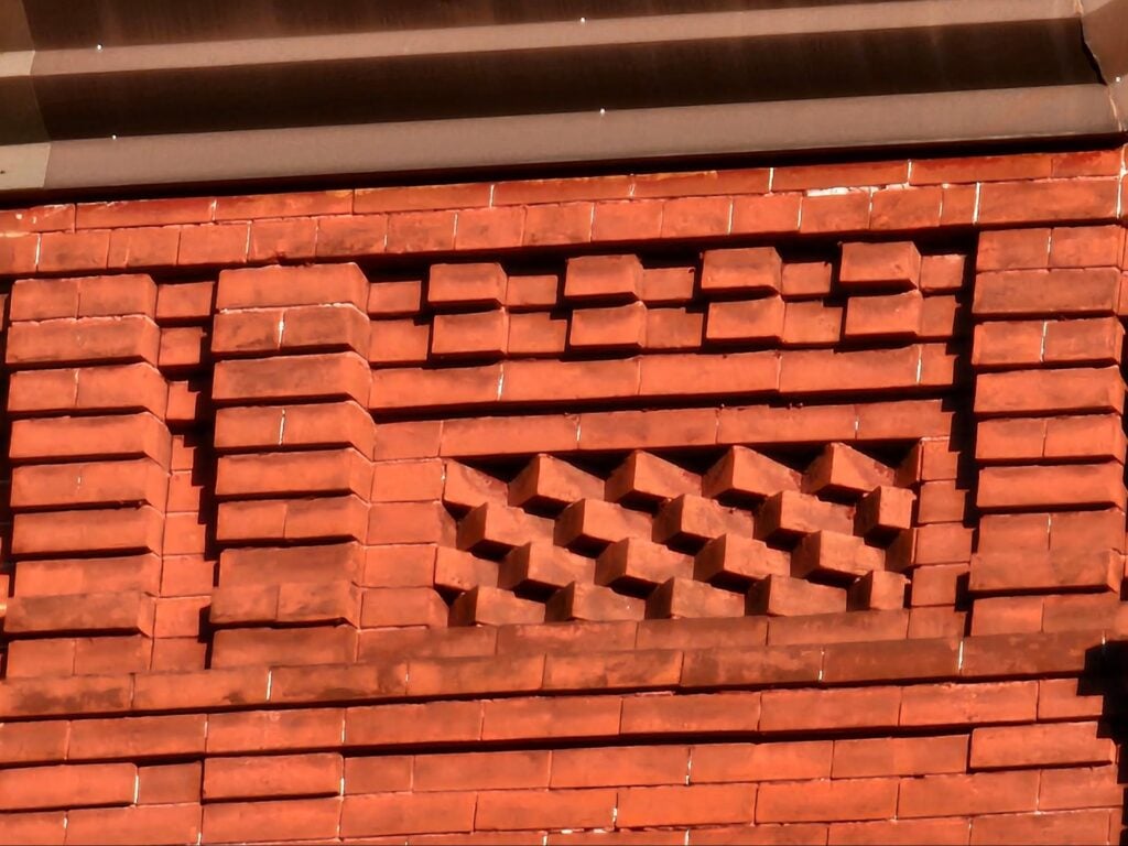 protection with corbelled bricks