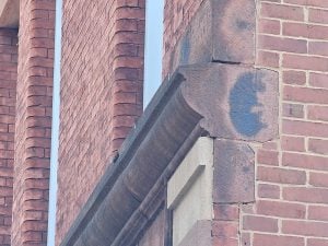 brick is built around the particular horizontal molding