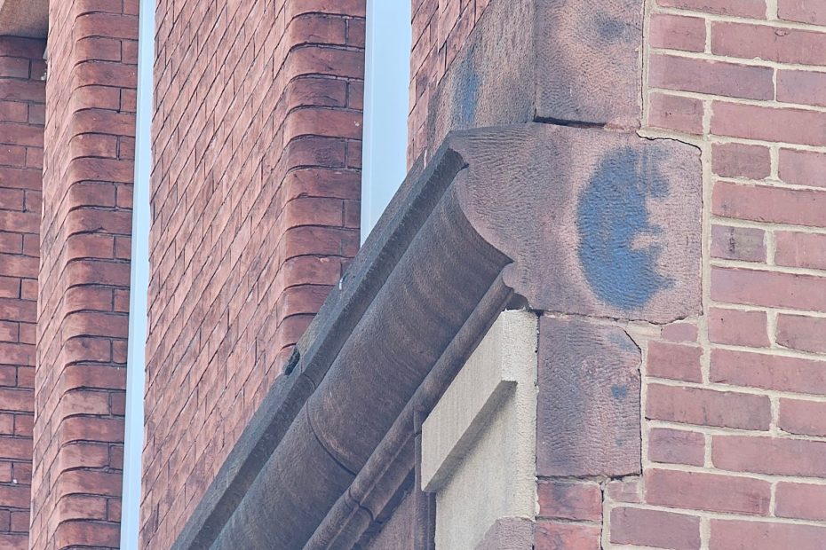 brick is built around the particular horizontal molding
