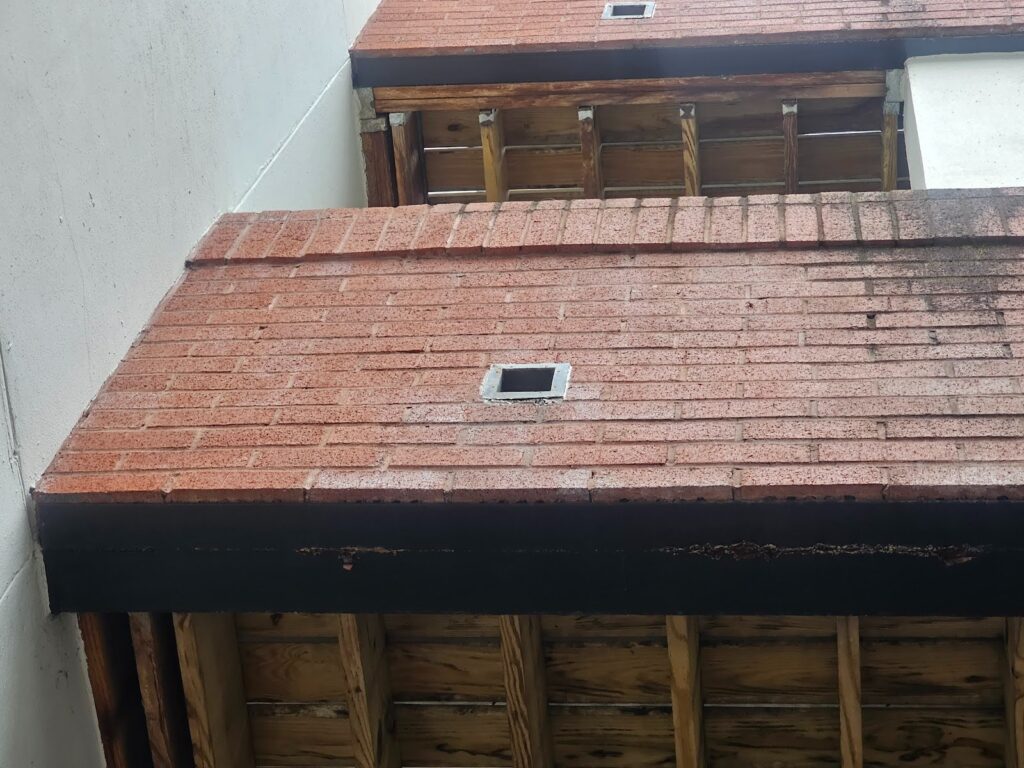 line that runs parallel to the brick facing