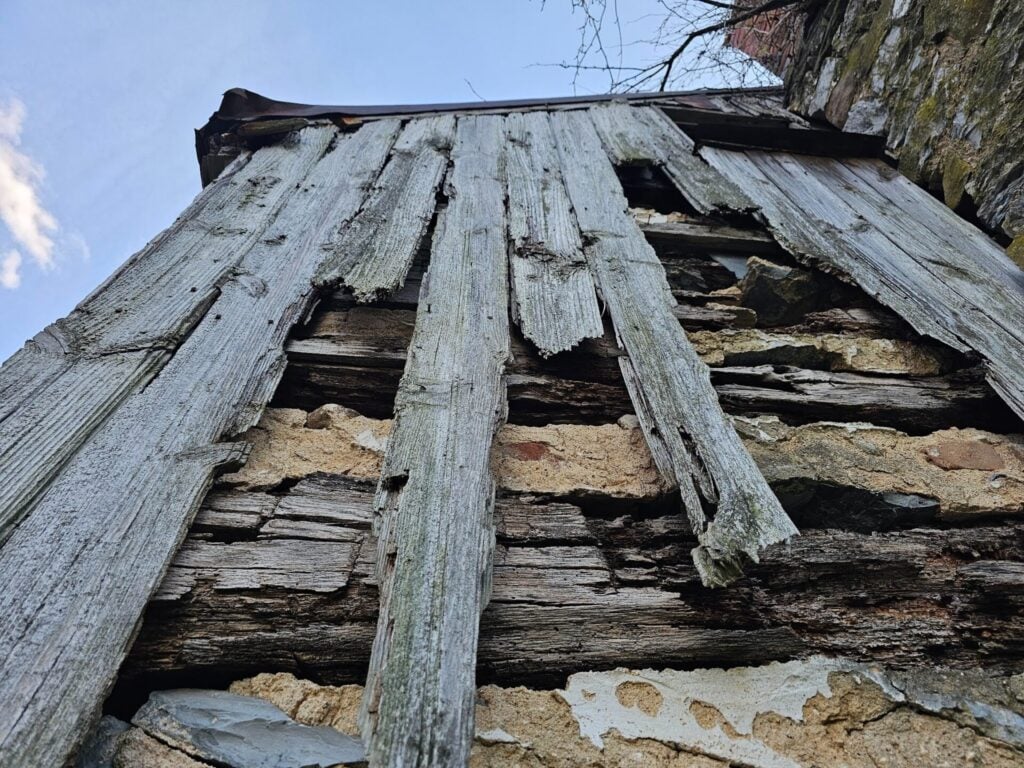 Historic Building with Wood together in Masonry - Part III 2 Traditional wood and masonry construction details in historic structure
